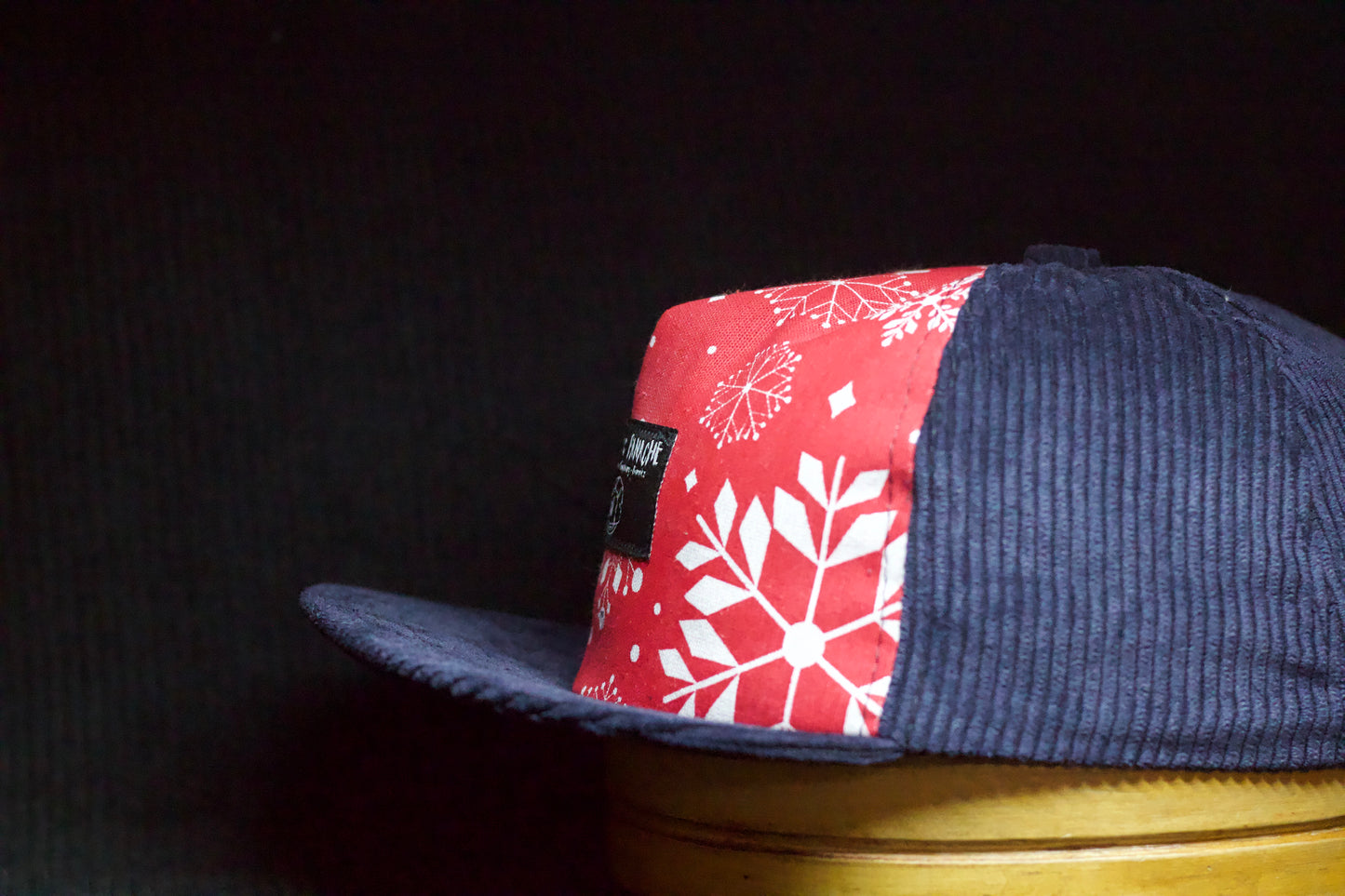 SNOWFLAKE BLUE TRAILER CAP